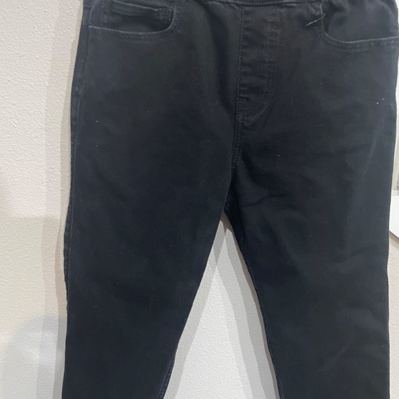 Jeans by Hollister - Picture 2 of 4